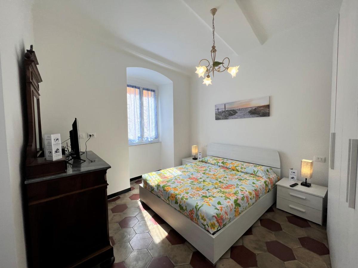 House Silvia By Holiday World Генуя Экстерьер фото